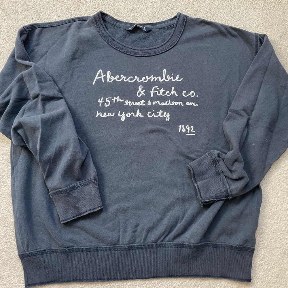 Abercrombie and Fitch Sweatshirt Medium